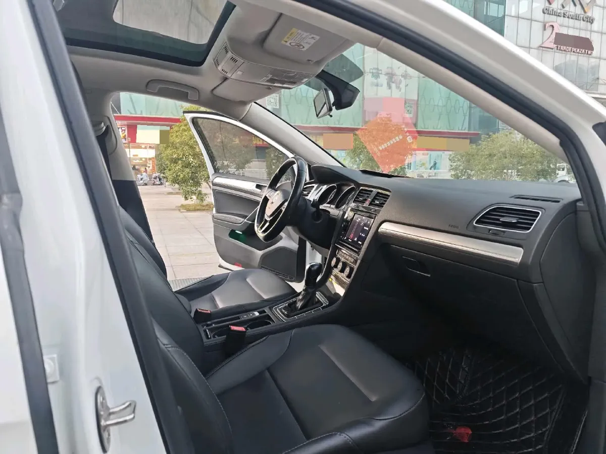 2019 Brilliance Auto V7 1.8T 231HP L4 7DCT,autocango,china used car exporter,china ev exporter,chinese used car exporter,chinese used ev exporter