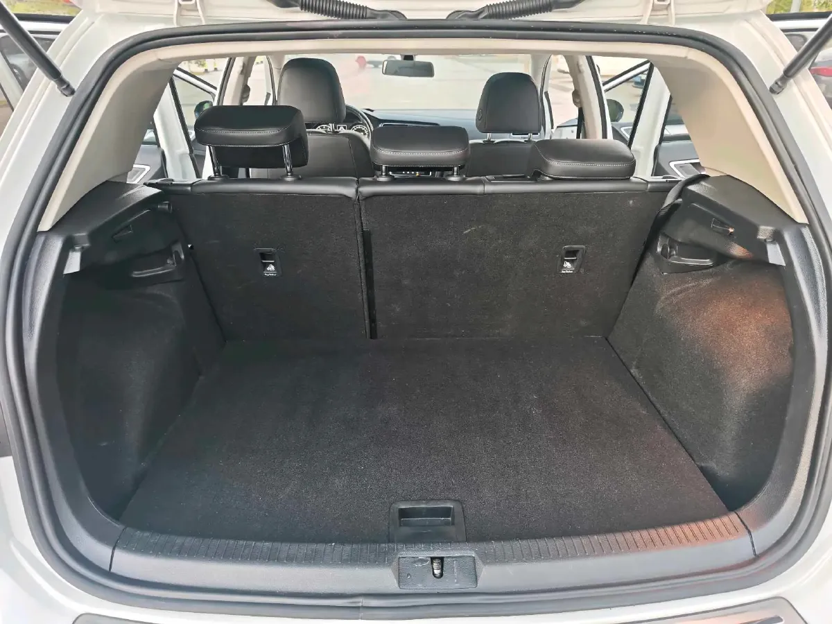 2019 Brilliance Auto V7 1.8T 231HP L4 7DCT,autocango,china used car exporter,china ev exporter,chinese used car exporter,chinese used ev exporter