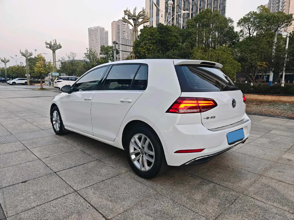 2019 Brilliance Auto V7 1.8T 231HP L4 7DCT,autocango,china used car exporter,china ev exporter,chinese used car exporter,chinese used ev exporter