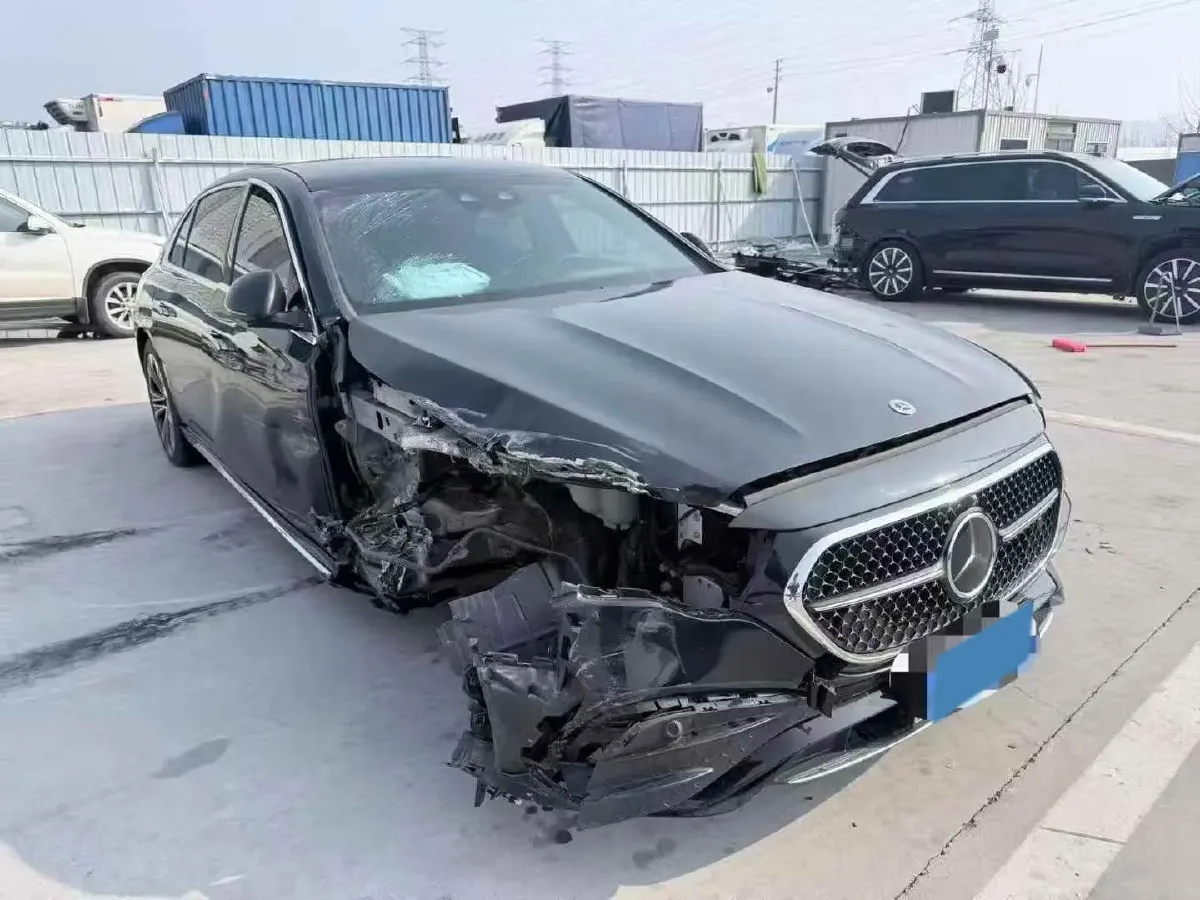 2024 Mercedes-Benz E Class 2.0T 258HP L4 9AT,autocango,china used car exporter,china ev exporter,chinese used car exporter,chinese used ev exporter