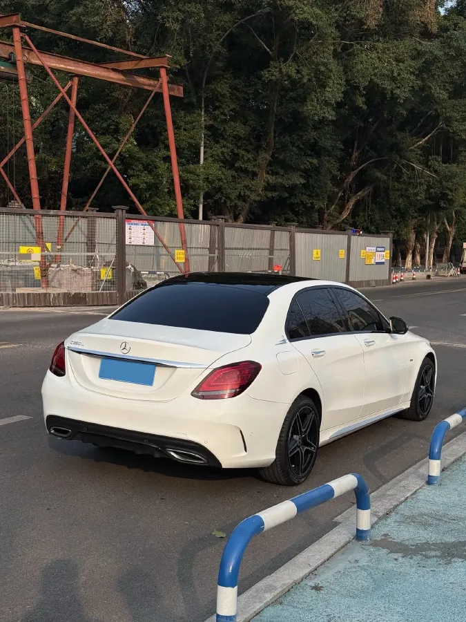 2021 Mercedes-Benz C Class 1.5T 184HP L4 9AT,autocango,china used car exporter,china ev exporter,chinese used car exporter,chinese used ev exporter