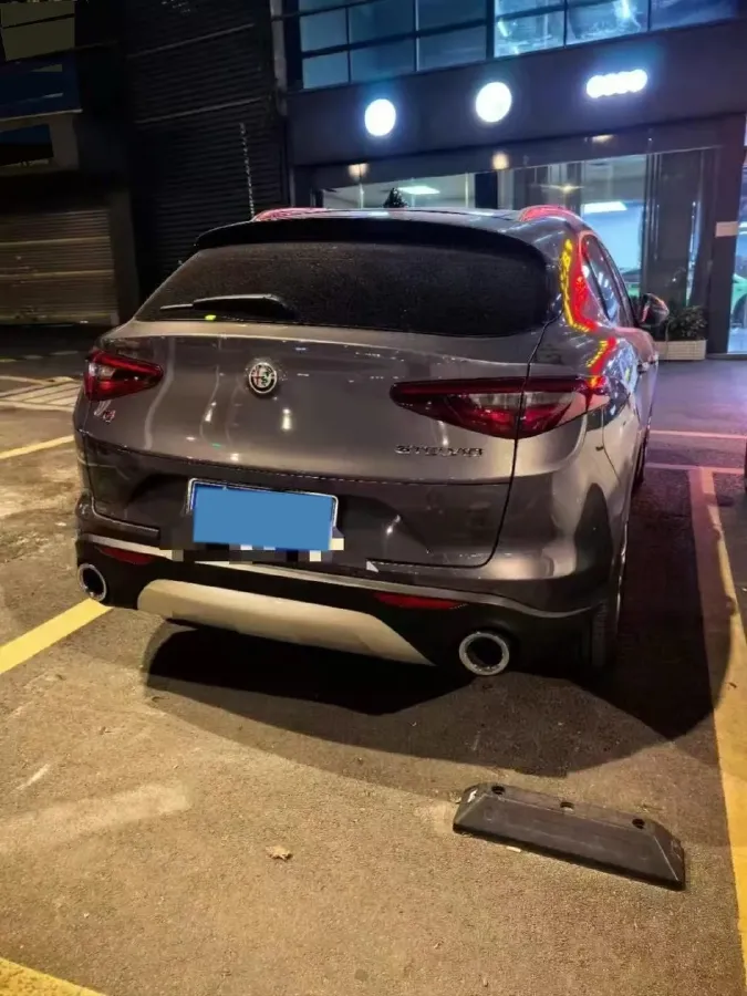 2017 Jaguar XE 2.0T 240HP L4 8AT,autocango,china used car exporter,china ev exporter,chinese used car exporter,chinese used ev exporter