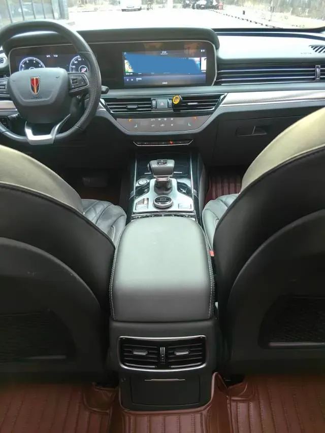 2019 HongQi HS5 2.0T 224HP L4 6AT,autocango,china used car exporter,china ev exporter,chinese used car exporter,chinese used ev exporter