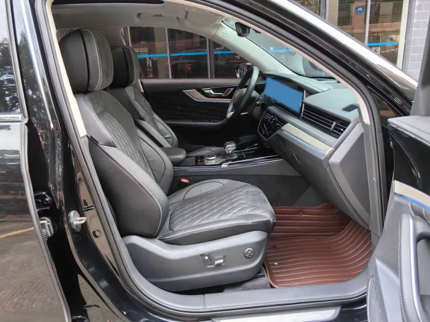 2019 HongQi HS5 2.0T 224HP L4 6AT,autocango,china used car exporter,china ev exporter,chinese used car exporter,chinese used ev exporter