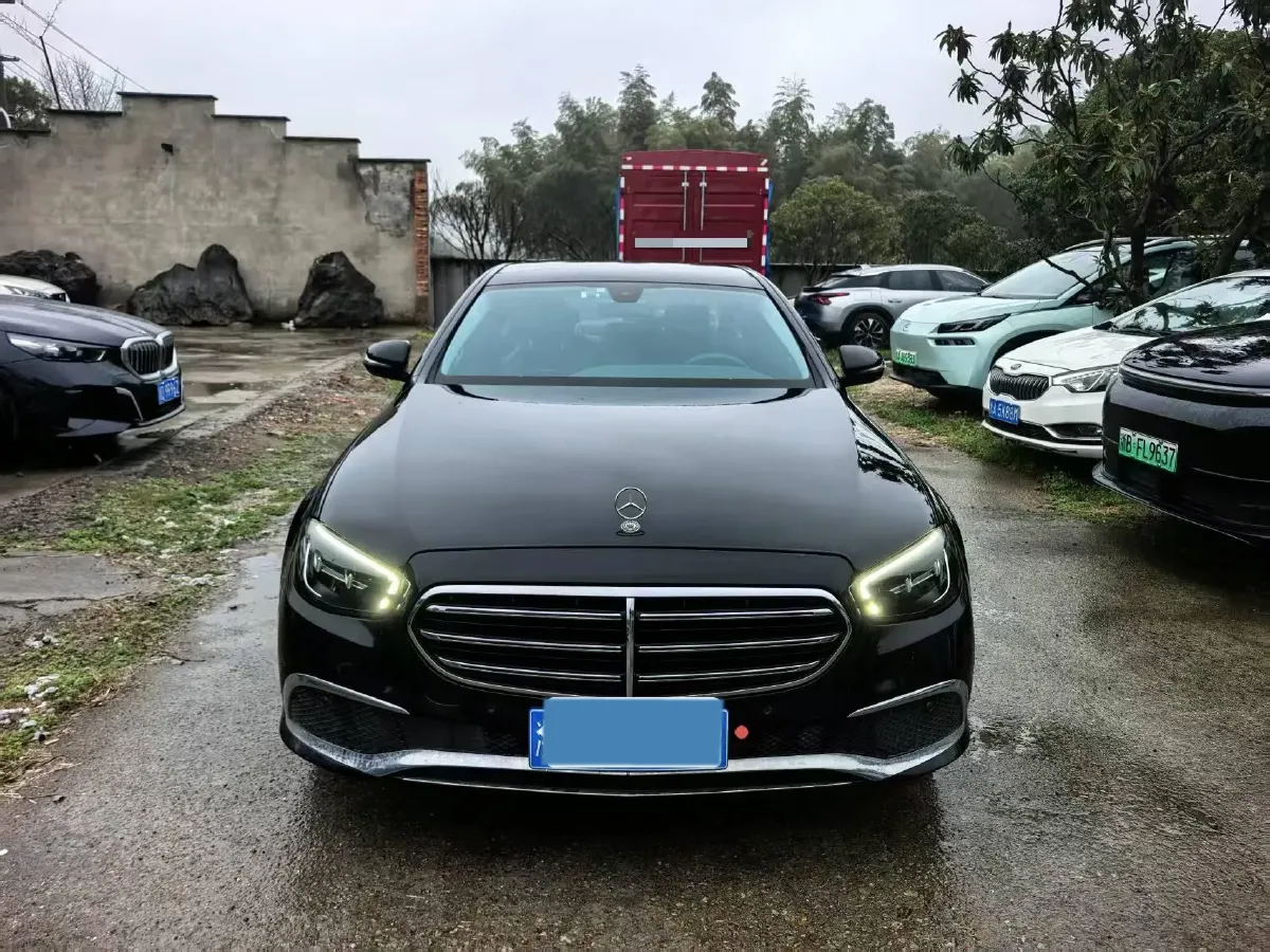 2022 Mercedes-Benz E Class 2.0T 197HP L4 9AT,autocango,china used car exporter,china ev exporter,chinese used car exporter,chinese used ev exporter