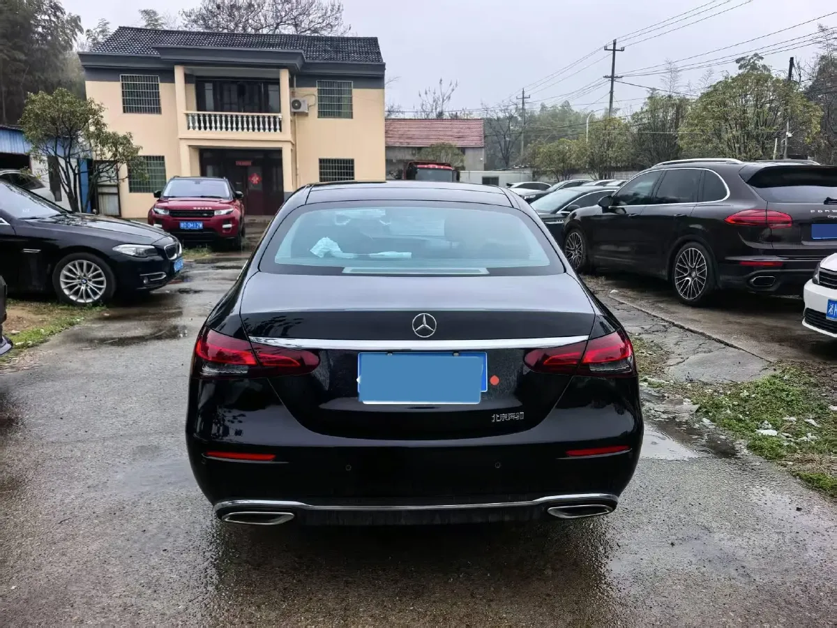 2022 Mercedes-Benz E Class 2.0T 197HP L4 9AT,autocango,china used car exporter,china ev exporter,chinese used car exporter,chinese used ev exporter