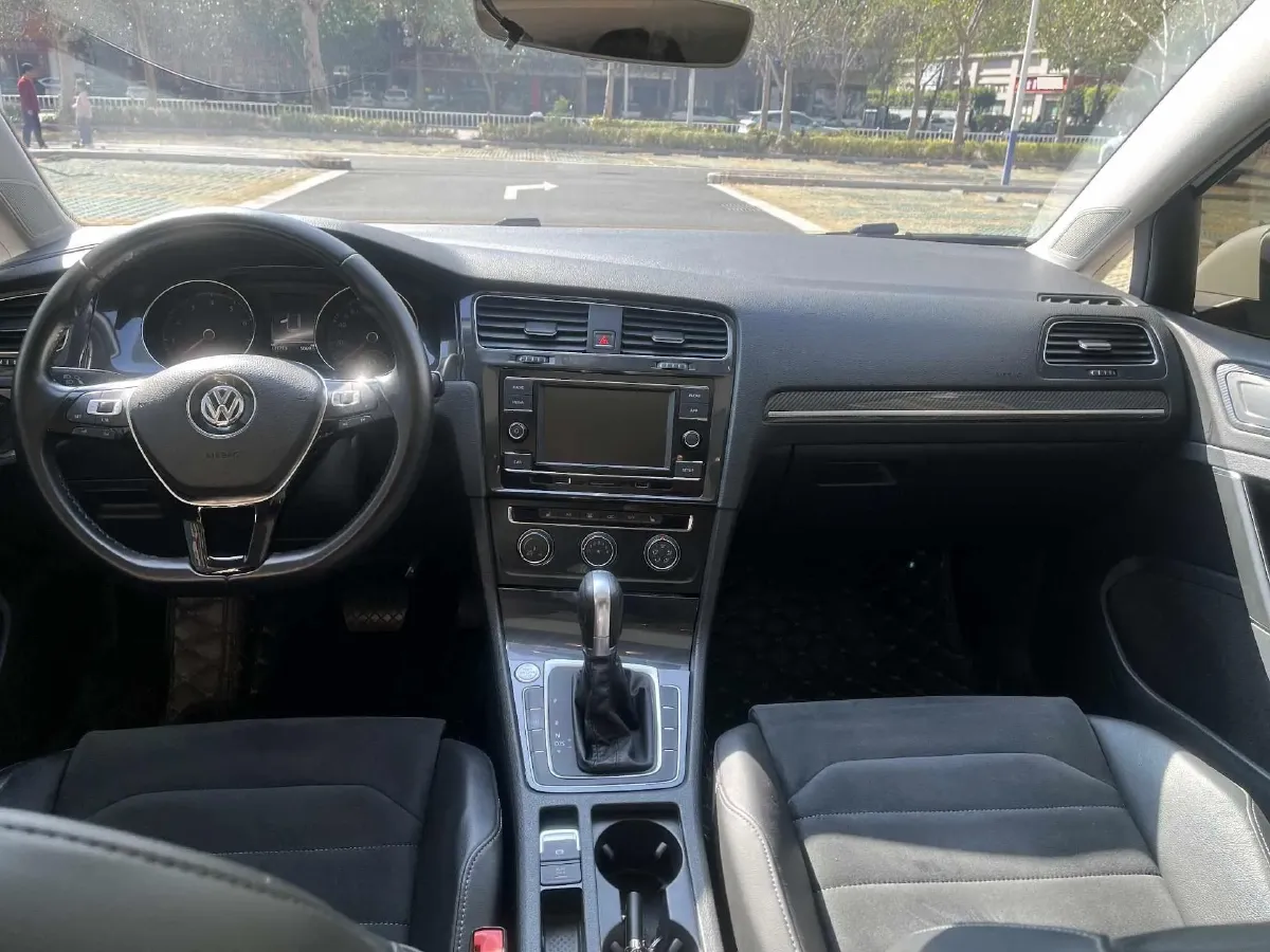 2018 Volkswagen Golf 1.4T 131HP L4 7DCT,autocango,china used car exporter,china ev exporter,chinese used car exporter,chinese used ev exporter