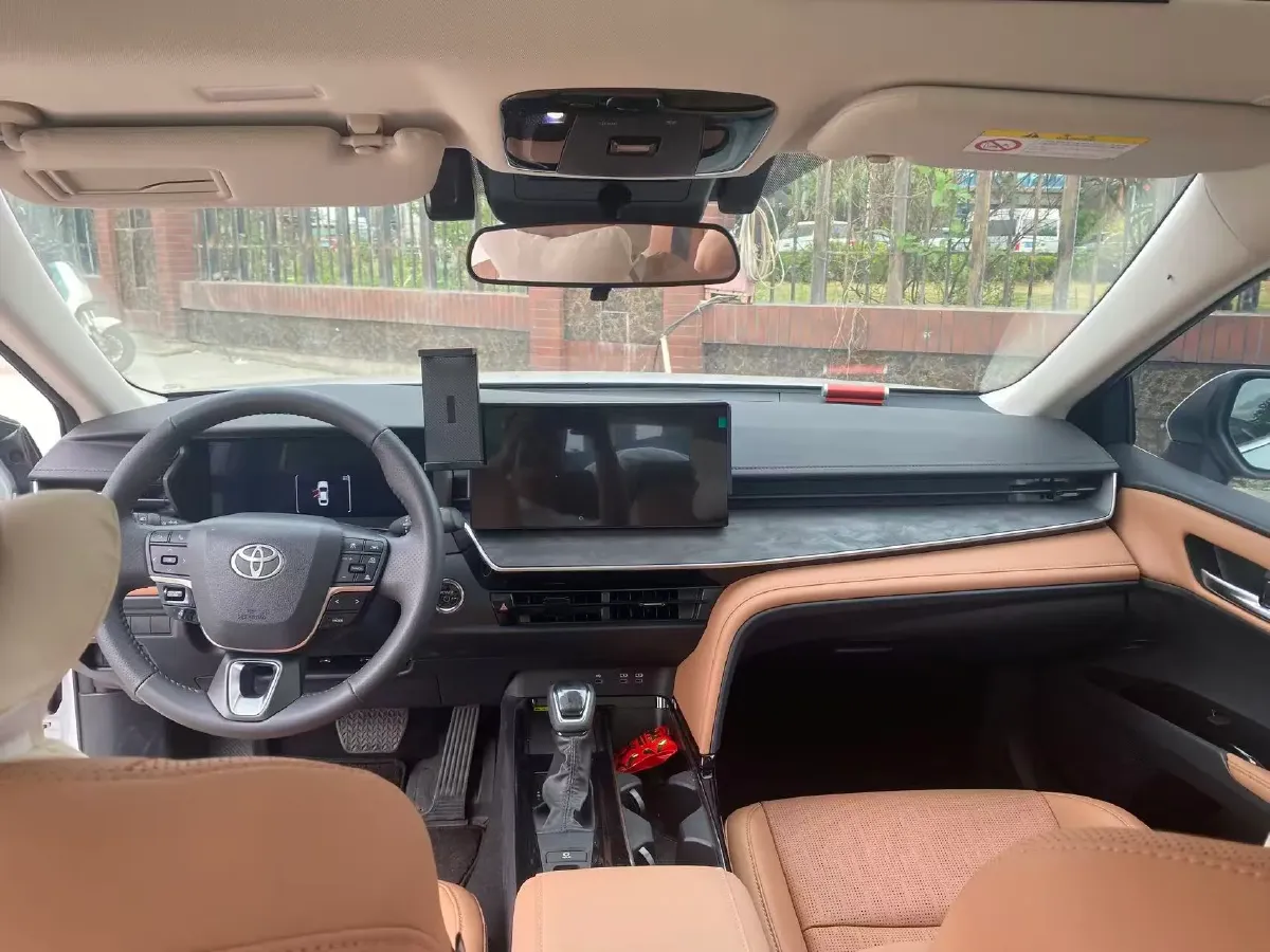 2026 Toyota Camry 2.0L 152HP L4 E-CVT Hybrid,autocango,china used car exporter,china ev exporter,chinese used car exporter,chinese used ev exporter