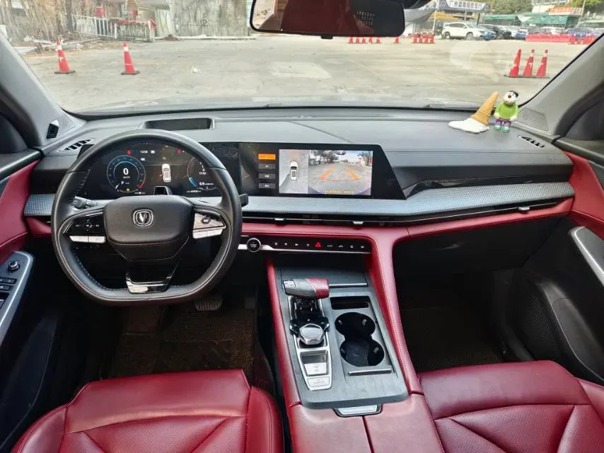 2022 ChangAn CS75 Plus 1.5T 188HP L4 8AT,autocango,china used car exporter,china ev exporter,chinese used car exporter,chinese used ev exporter