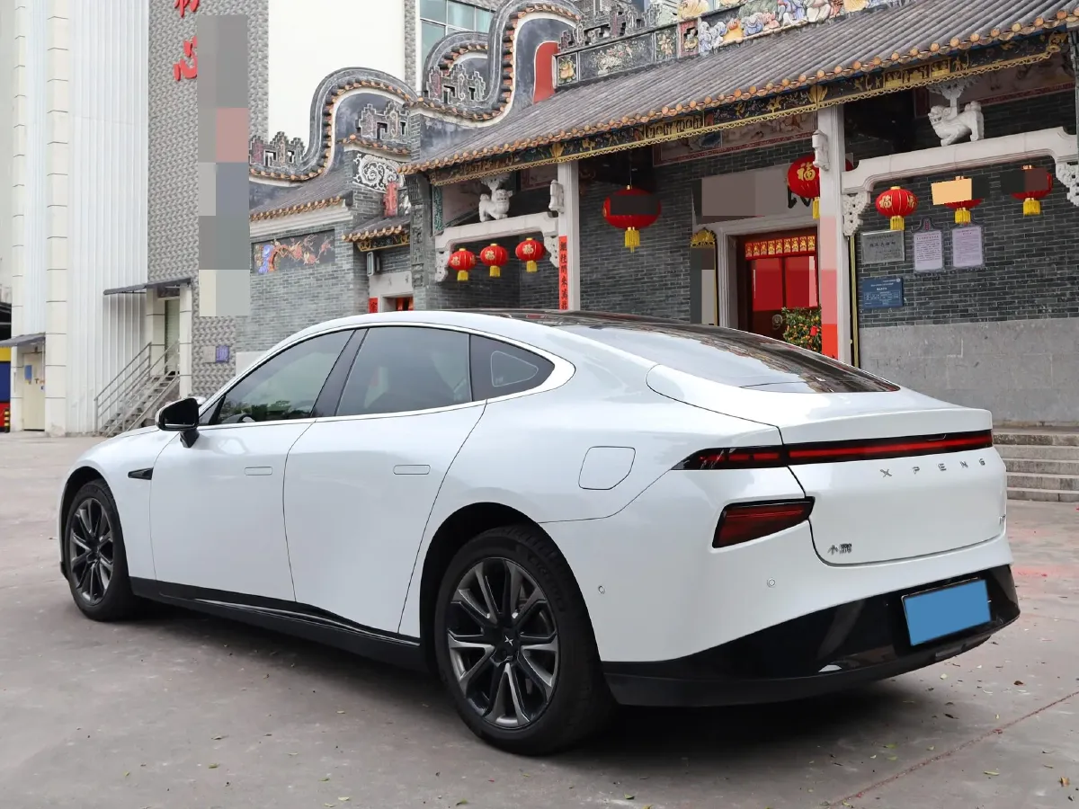 2020 DS 7 1.6T 215HP L4 8AT,autocango,china used car exporter,china ev exporter,chinese used car exporter,chinese used ev exporter