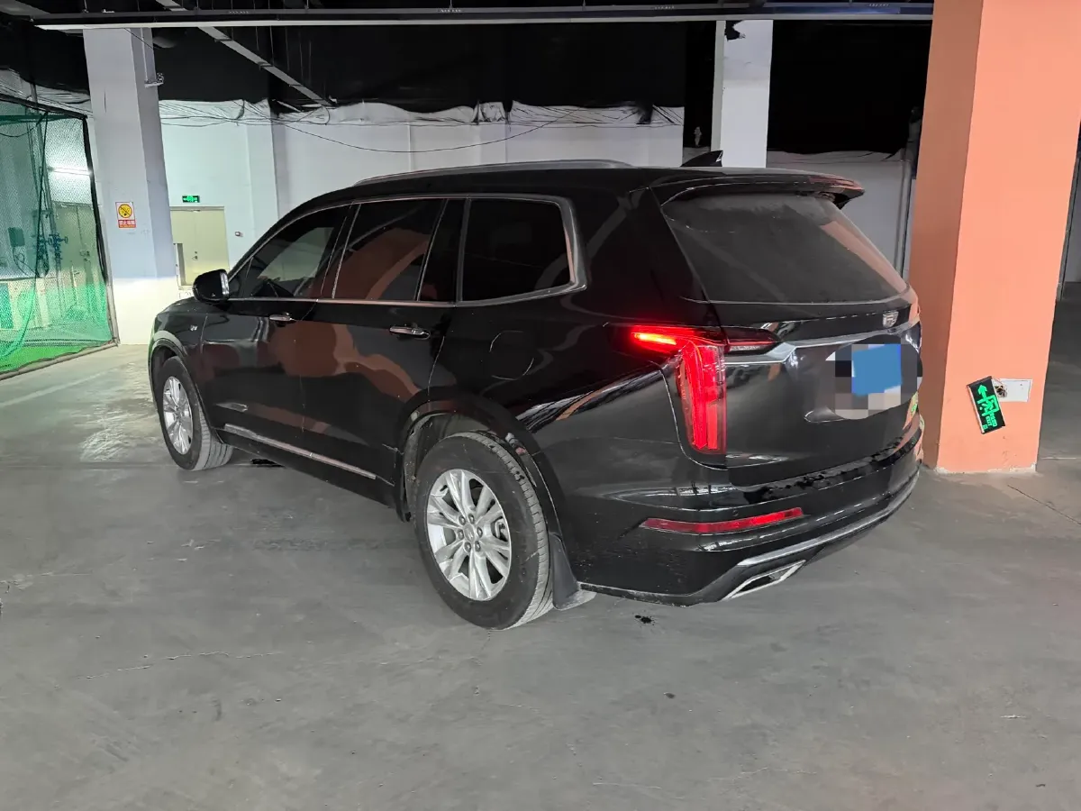 2021 Cadillac XT6 2.0T 237HP L4 9AT,autocango,china used car exporter,china ev exporter,chinese used car exporter,chinese used ev exporter