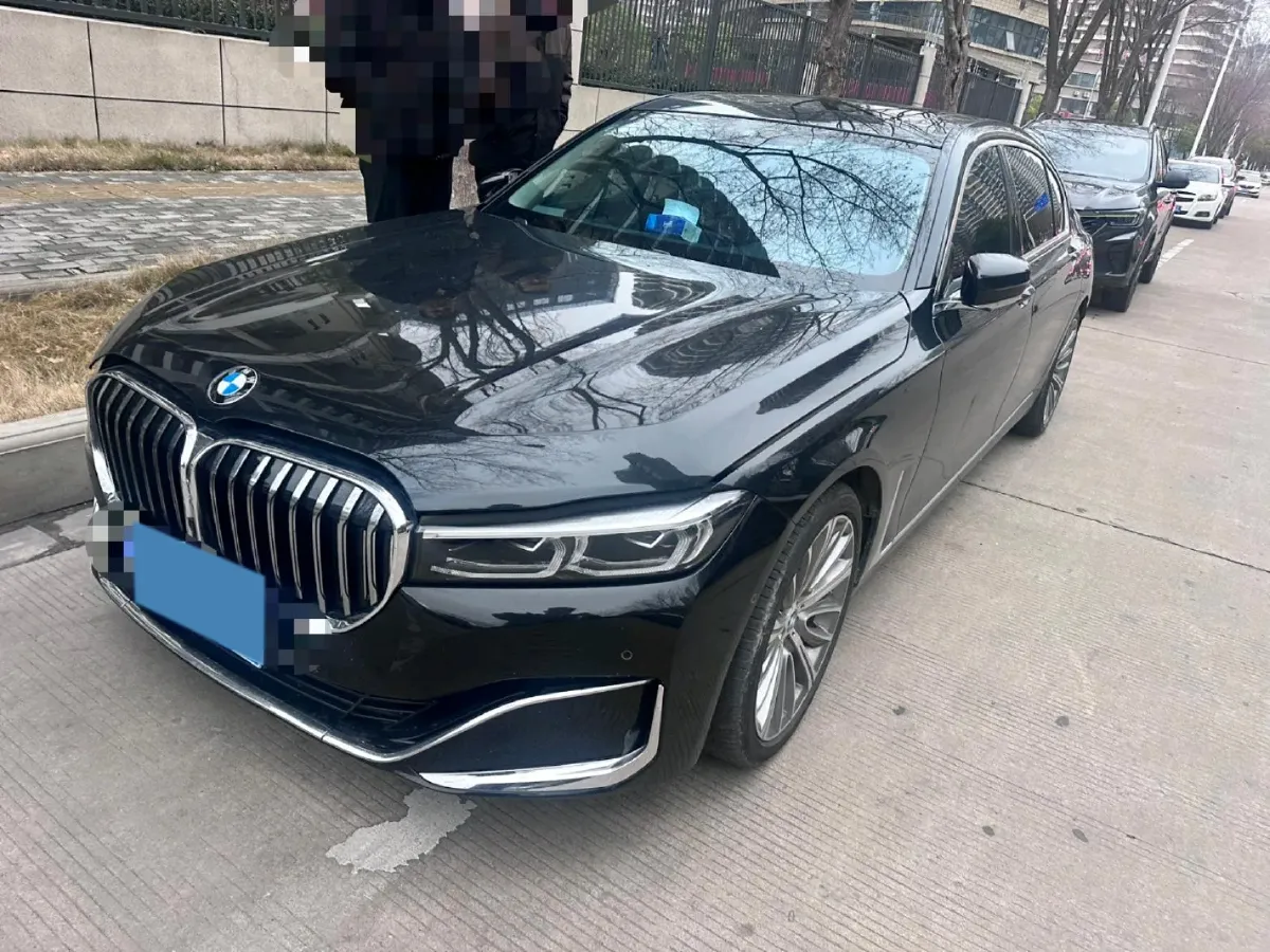 2019 BMW 7 Series 3.0T 340HP L6 8AT,autocango,china used car exporter,china ev exporter,chinese used car exporter,chinese used ev exporter