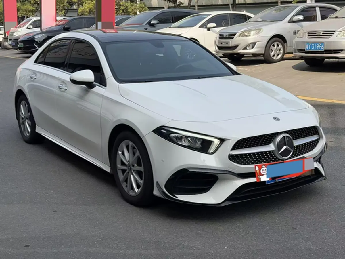 2020 Mercedes-Benz A Class 1.3T 163HP L4 7DCT,autocango,china used car exporter,china ev exporter,chinese used car exporter,chinese used ev exporter