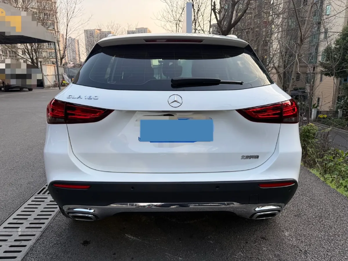 2022 Mercedes-Benz GLA Class 1.3T 136HP L4 7DCT,autocango,china used car exporter,china ev exporter,chinese used car exporter,chinese used ev exporter