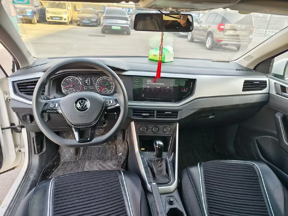 2023 Volkswagen Polo 1.5L 113HP L4 6AT,autocango,china used car exporter,china ev exporter,chinese used car exporter,chinese used ev exporter