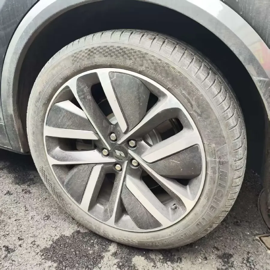 2024 Li L9 Range Extended 154HP REEV 52.3KWH,autocango,china used car exporter,china ev exporter,chinese used car exporter,chinese used ev exporter