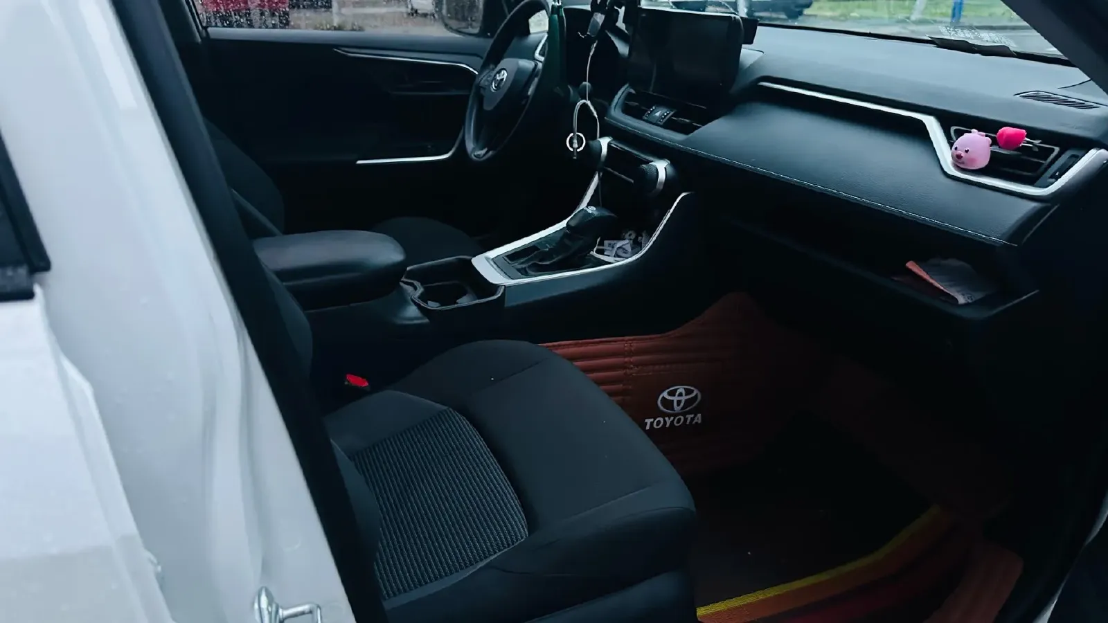 2023 Toyota Wildlander 2.0L 171HP L4 CVT,autocango,china used car exporter,china ev exporter,chinese used car exporter,chinese used ev exporter