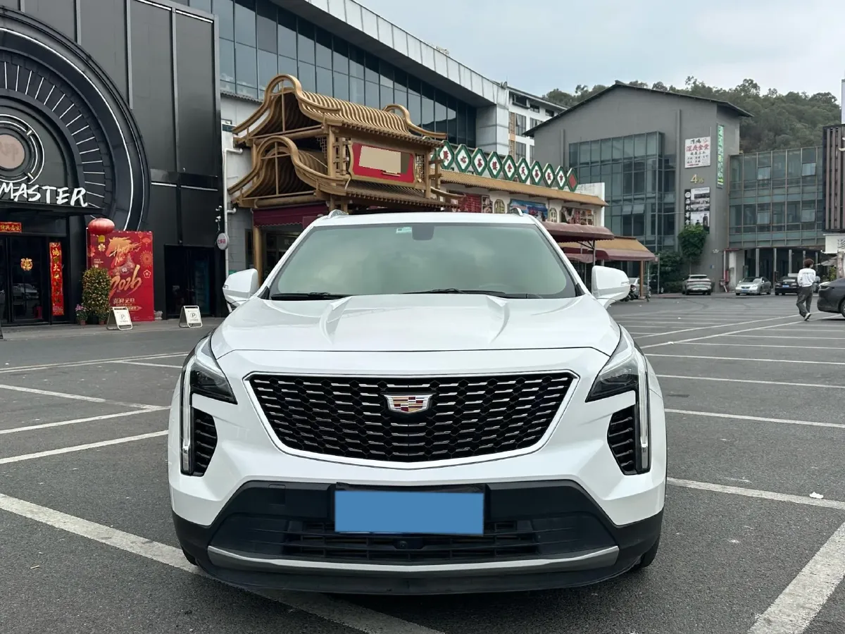 2021 Cadillac XT4 2.0T 237HP L4 9AT,autocango,china used car exporter,china ev exporter,chinese used car exporter,chinese used ev exporter