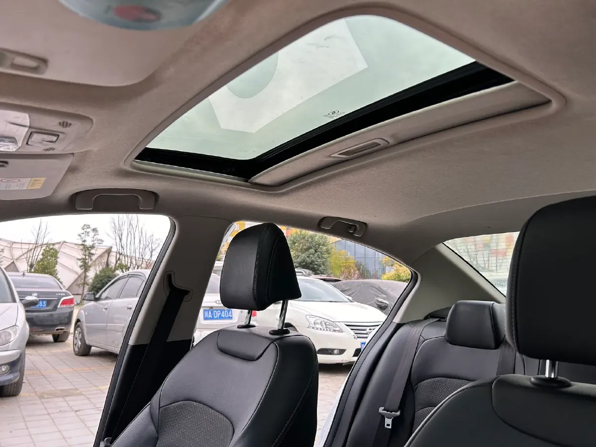 2016 Chevrolet Cavalier 1.5L 113HP L4 6AT,autocango,china used car exporter,china ev exporter,chinese used car exporter,chinese used ev exporter