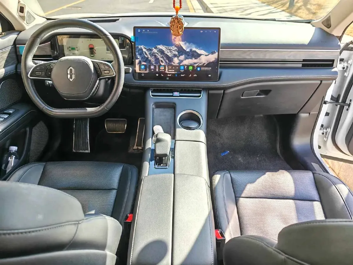 2022 AITO AITO M5 Range Extended 125HP REEV 40KWH,autocango,china used car exporter,china ev exporter,chinese used car exporter,chinese used ev exporter