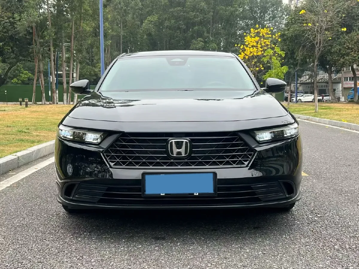 2023 Honda Accord 1.5T 192HP L4 CVT,autocango,china used car exporter,china ev exporter,chinese used car exporter,chinese used ev exporter