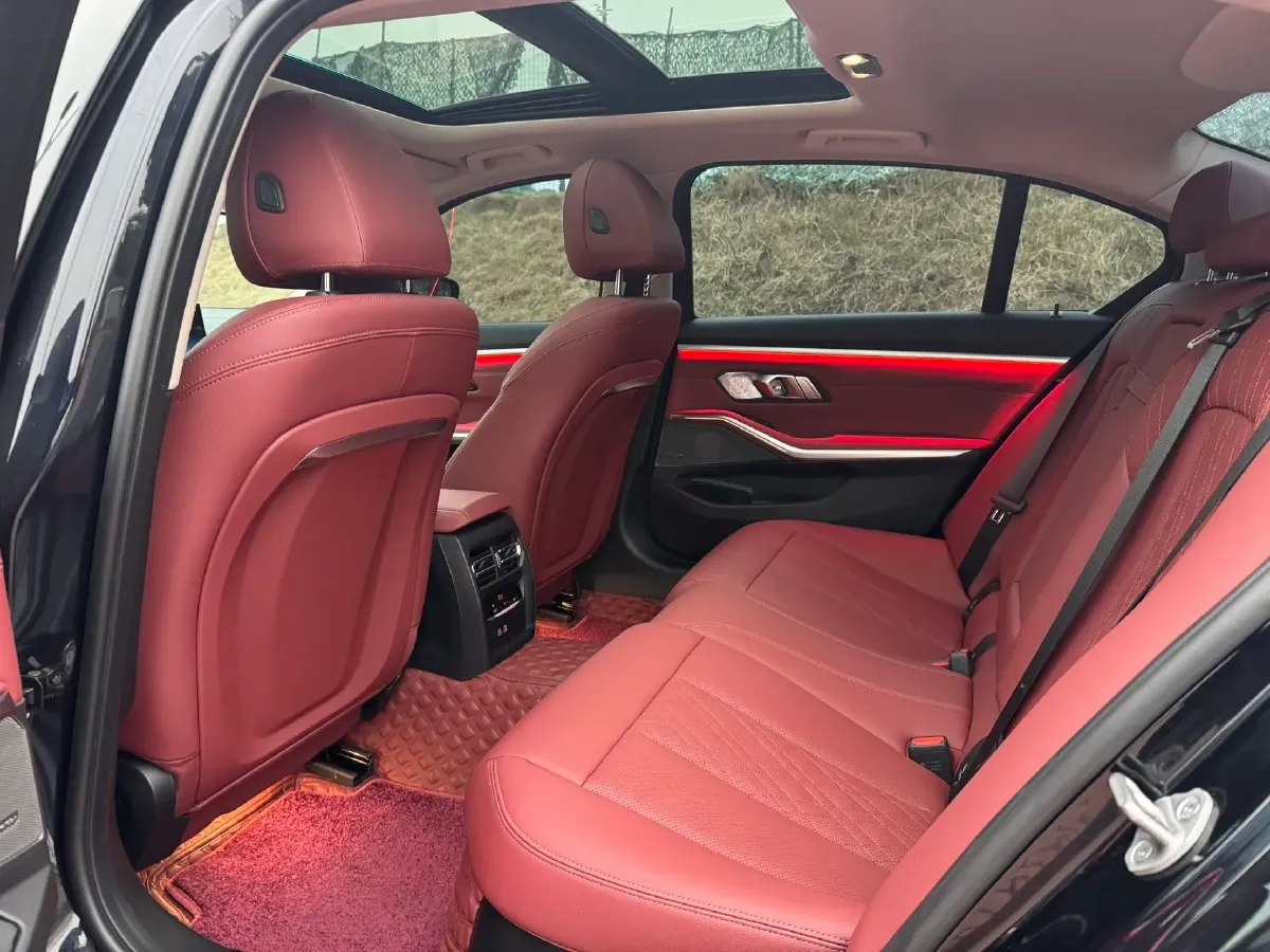 2025 BMW 3 Series 2.0T 245HP L4 8AT,autocango,china used car exporter,china ev exporter,chinese used car exporter,chinese used ev exporter