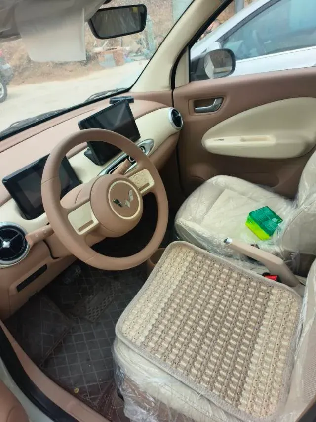 2025 WuLing ZhiGuang BEV 17.7KWH,autocango,china used car exporter,china ev exporter,chinese used car exporter,chinese used ev exporter