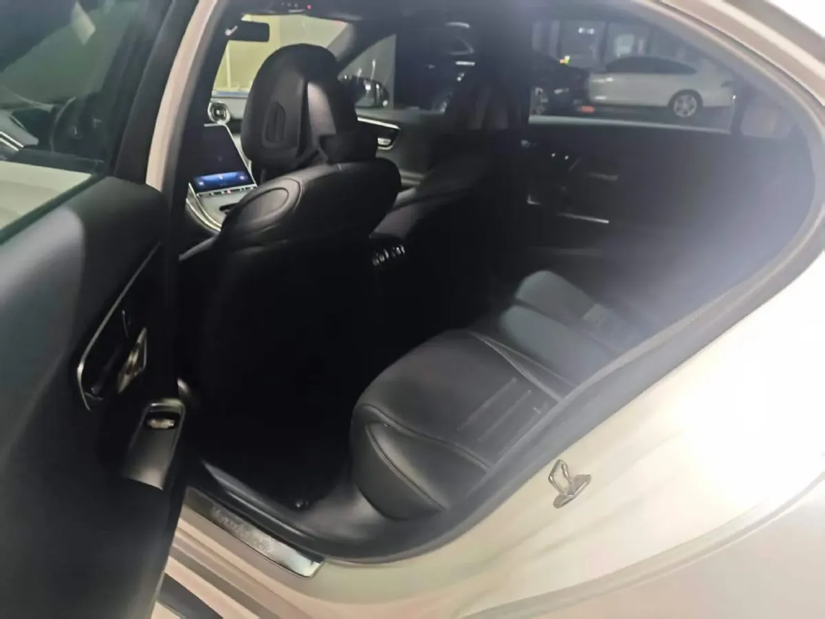 2023 Mercedes-Benz C Class 1.5T 204HP L4 9AT,autocango,china used car exporter,china ev exporter,chinese used car exporter,chinese used ev exporter