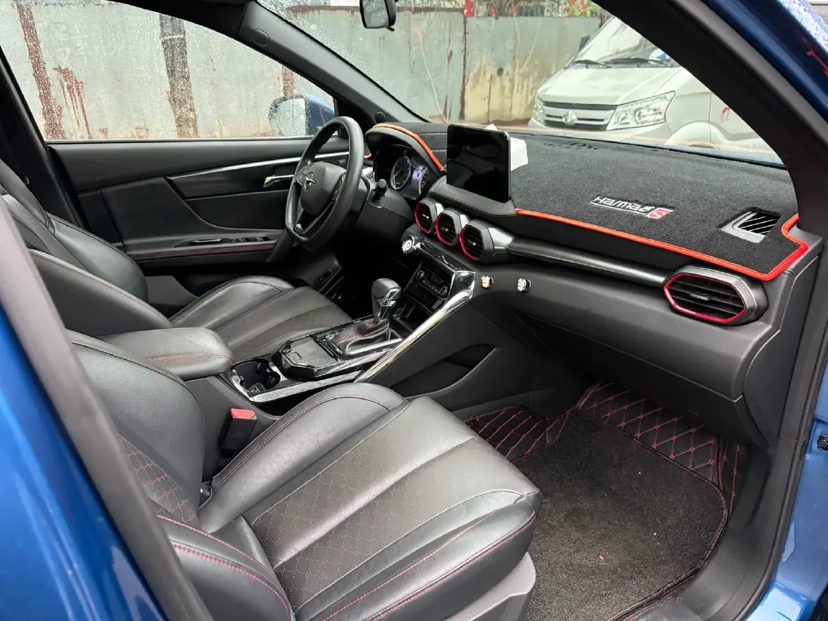 2019 HaiMa 8S 1.6T 195HP L4 6AT,autocango,china used car exporter,china ev exporter,chinese used car exporter,chinese used ev exporter