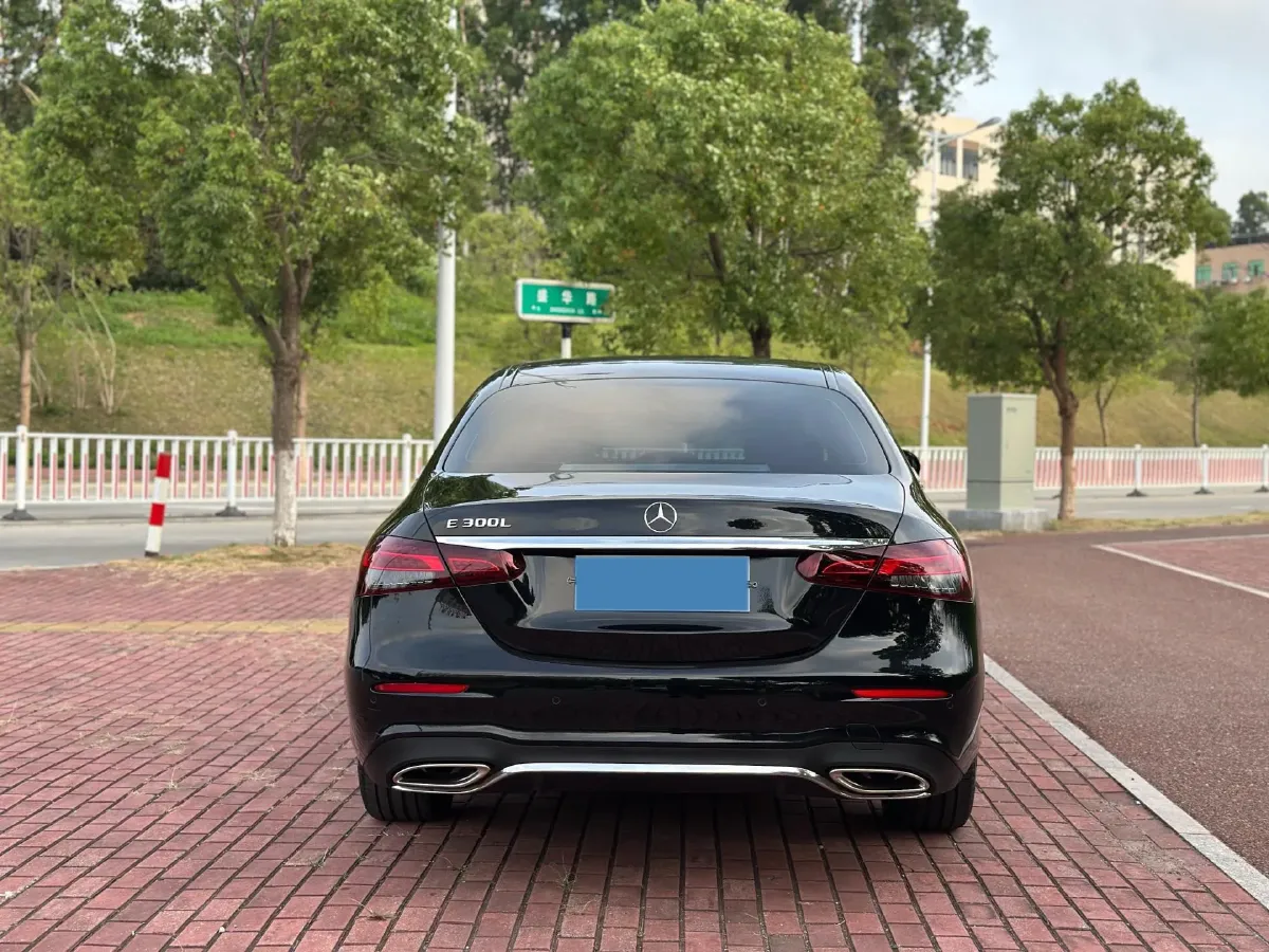 2022 Mercedes-Benz GLC Class 2.0T 258HP L4 9AT,autocango,china used car exporter,china ev exporter,chinese used car exporter,chinese used ev exporter