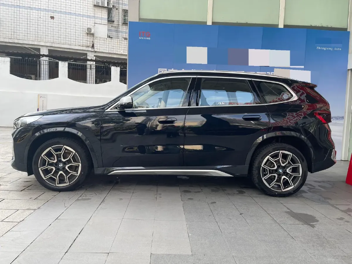 2024 BMW X1 2.0T 204HP L4 7DCT,autocango,china used car exporter,china ev exporter,chinese used car exporter,chinese used ev exporter