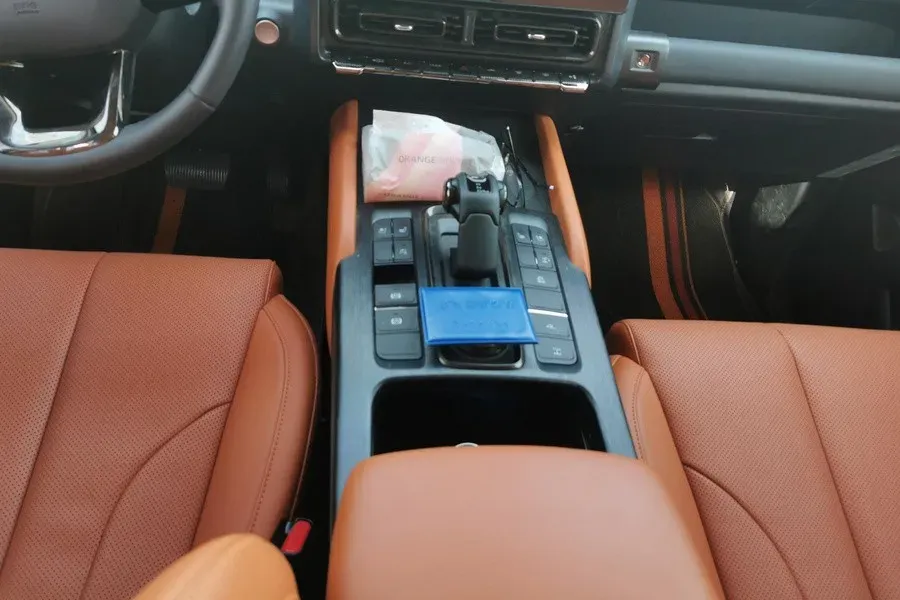 2024 Haval H9 2.0T 224HP L4 8AT,autocango,china used car exporter,china ev exporter,chinese used car exporter,chinese used ev exporter