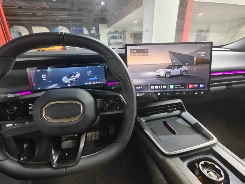 2024 LYNK&CO 07 EM-P 1.5T 163HP L4 3DHT PHEV 18.99KWH,autocango,china used car exporter,china ev exporter,chinese used car exporter,chinese used ev exporter