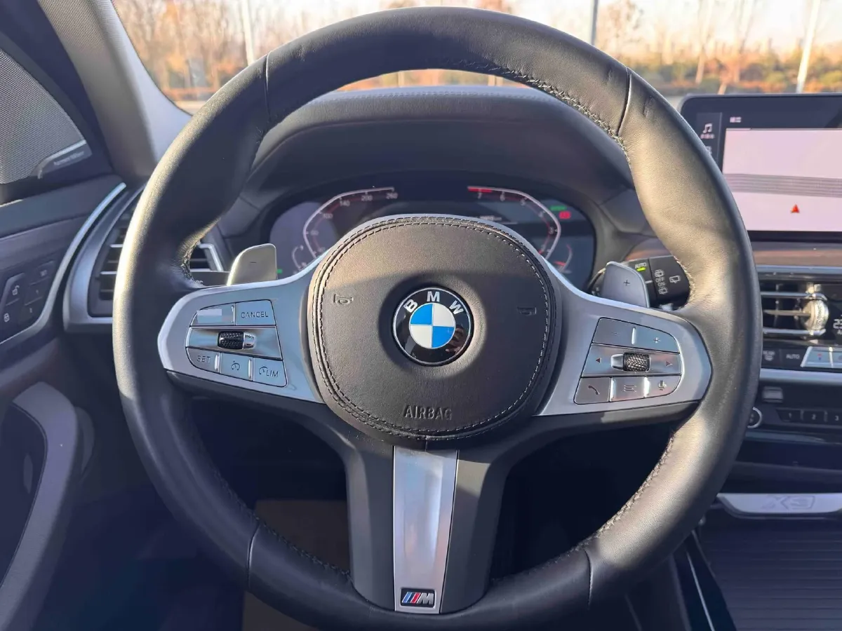 2022 BMW X3 2.0T 252HP L4 8AT,autocango,china used car exporter,china ev exporter,chinese used car exporter,chinese used ev exporter