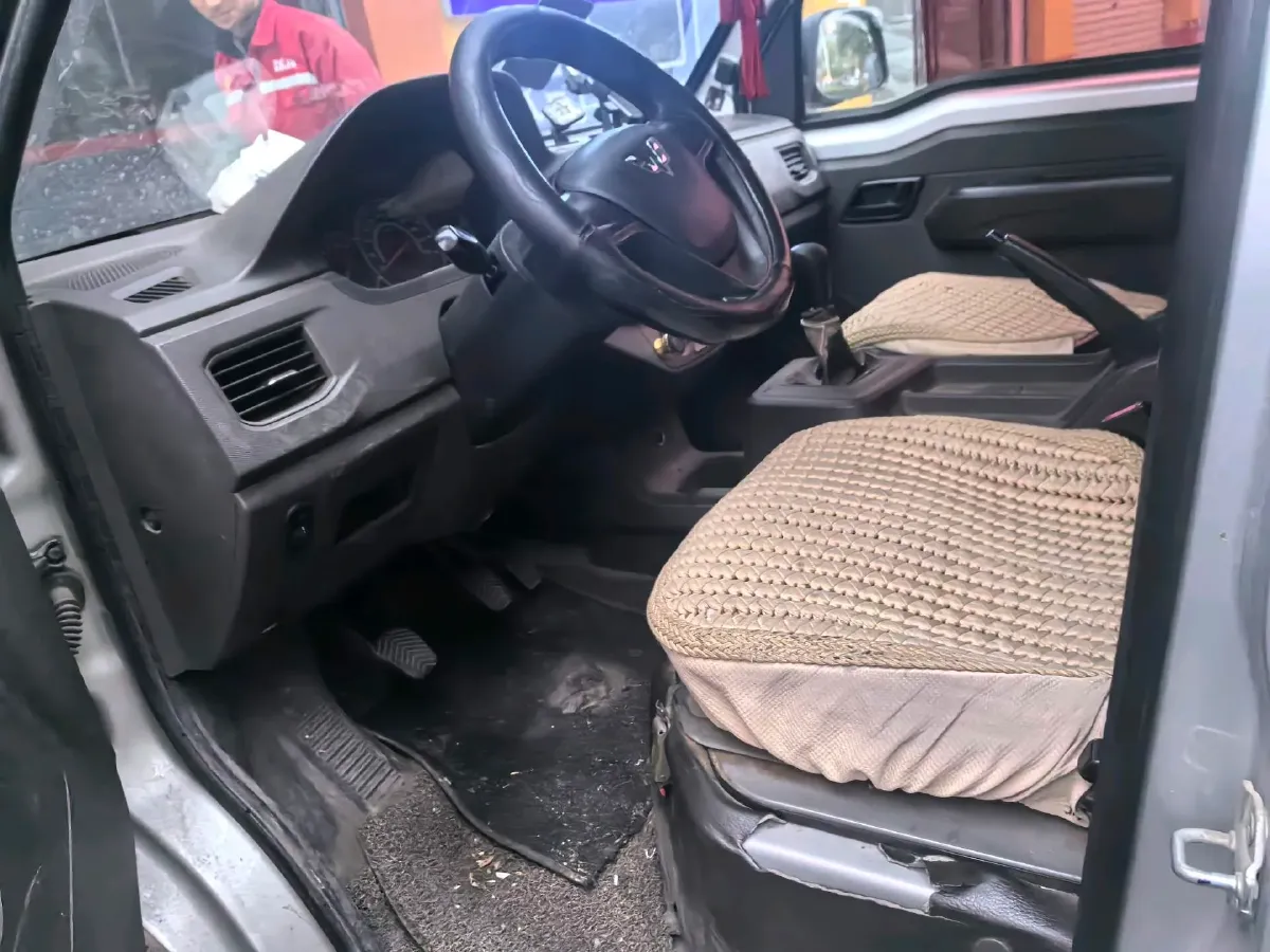 2018 WuLing RongGuang New Truck 1.8L 133HP L4 5MT,autocango,china used car exporter,china ev exporter,chinese used car exporter,chinese used ev exporter