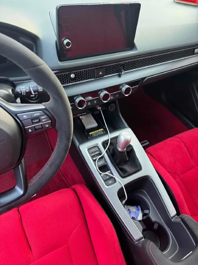 2023 Honda Civic 2.0T 300HP L4 6MT,autocango,china used car exporter,china ev exporter,chinese used car exporter,chinese used ev exporter