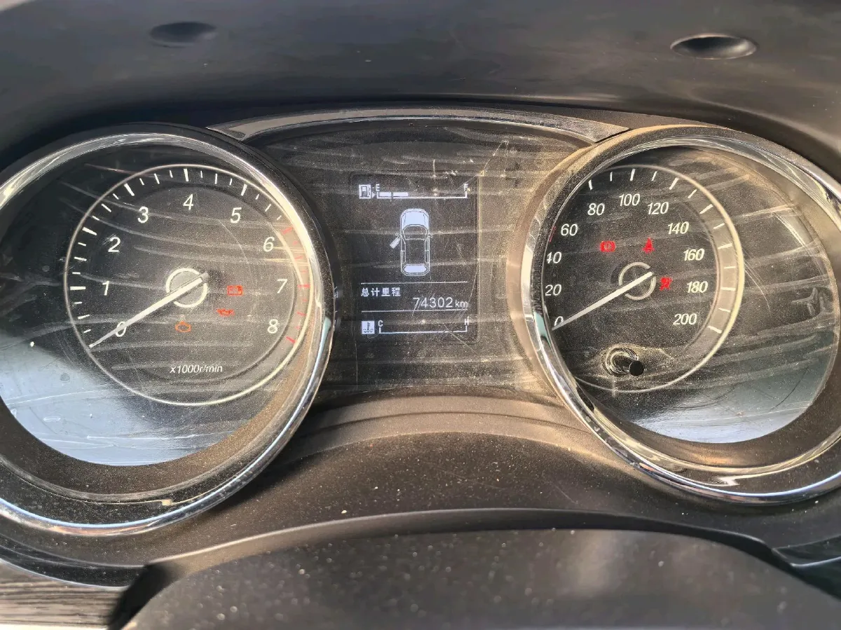 2016 BaoJun 560 1.5T 150HP L4 6MT,autocango,china used car exporter,china ev exporter,chinese used car exporter,chinese used ev exporter