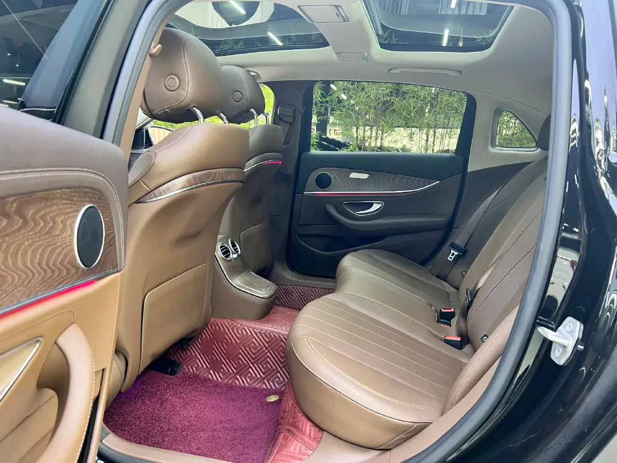 2021 Mercedes-Benz E Class 2.0T 258HP L4 9AT,autocango,china used car exporter,china ev exporter,chinese used car exporter,chinese used ev exporter