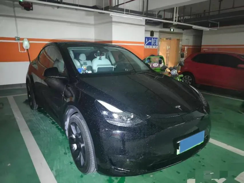 2022 Tesla Model Y BEV 60KWH,autocango,china used car exporter,china ev exporter,chinese used car exporter,chinese used ev exporter