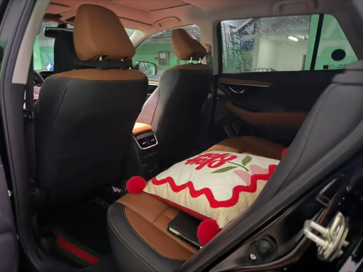 2021 Subaru Outback 2.5L 169HP H4 CVT,autocango,china used car exporter,china ev exporter,chinese used car exporter,chinese used ev exporter