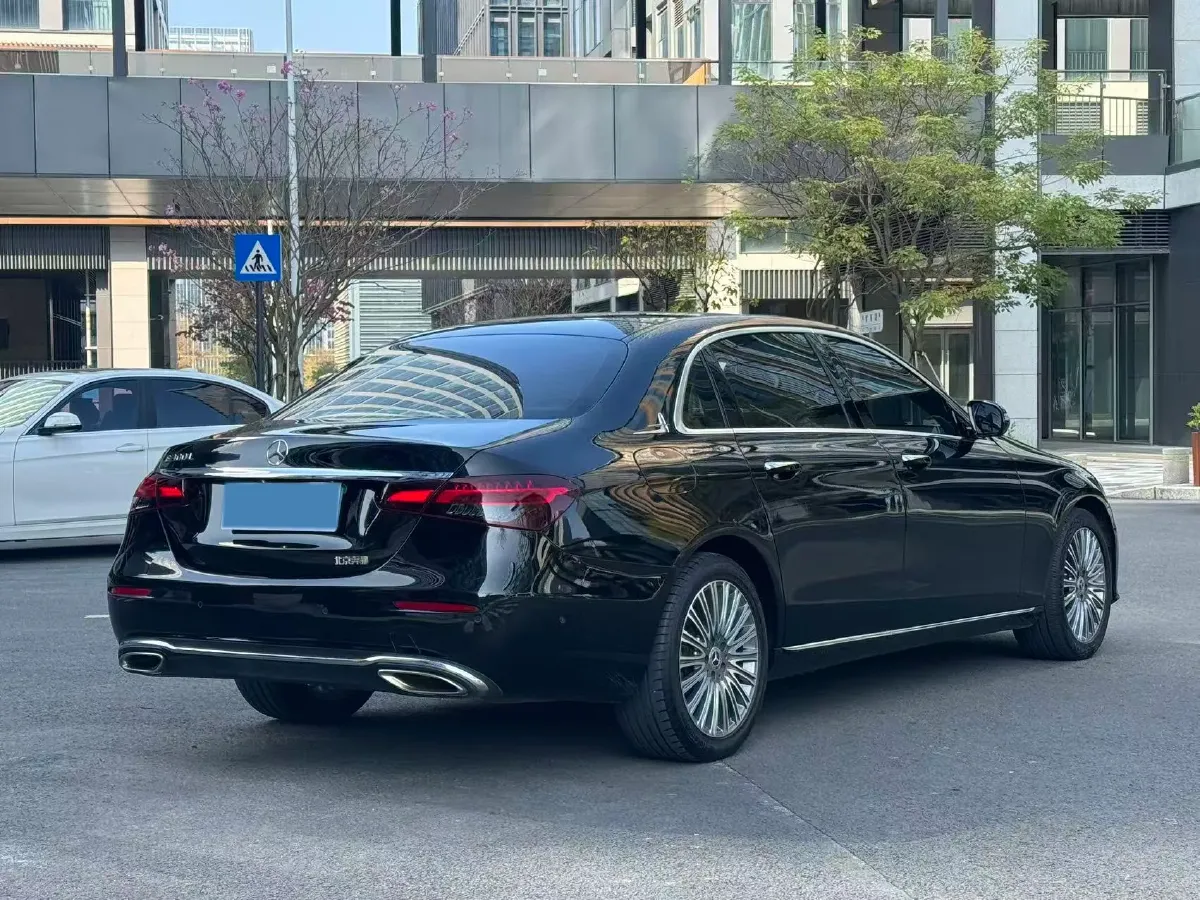 2021 Mercedes-Benz E Class 2.0T 258HP L4 9AT,autocango,china used car exporter,china ev exporter,chinese used car exporter,chinese used ev exporter