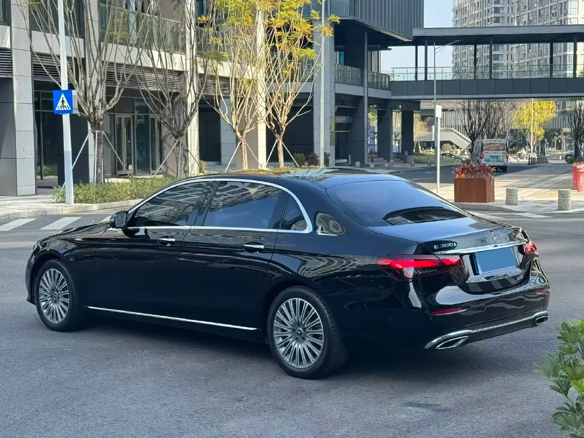 2021 Mercedes-Benz E Class 2.0T 258HP L4 9AT,autocango,china used car exporter,china ev exporter,chinese used car exporter,chinese used ev exporter