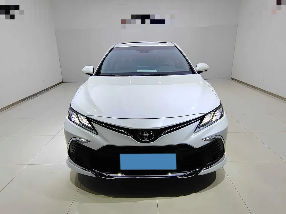 2023 Toyota Camry 2.0L 177HP L4 CVT,autocango,china used car exporter,china ev exporter,chinese used car exporter,chinese used ev exporter