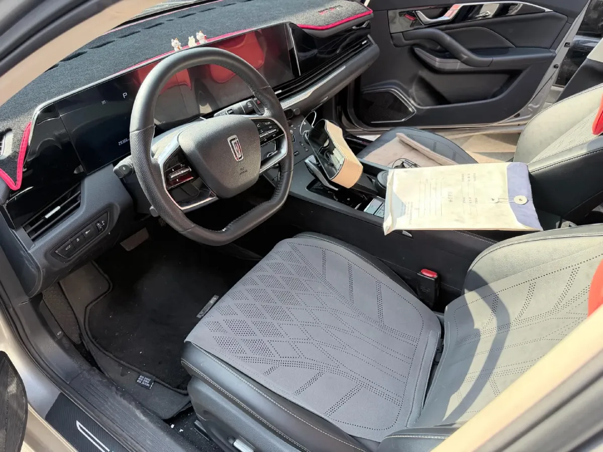 2023 Bestune B70 1.5T 169HP L4 7DCT,autocango,china used car exporter,china ev exporter,chinese used car exporter,chinese used ev exporter