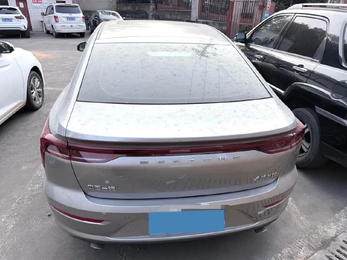 2023 Bestune B70 1.5T 169HP L4 7DCT,autocango,china used car exporter,china ev exporter,chinese used car exporter,chinese used ev exporter