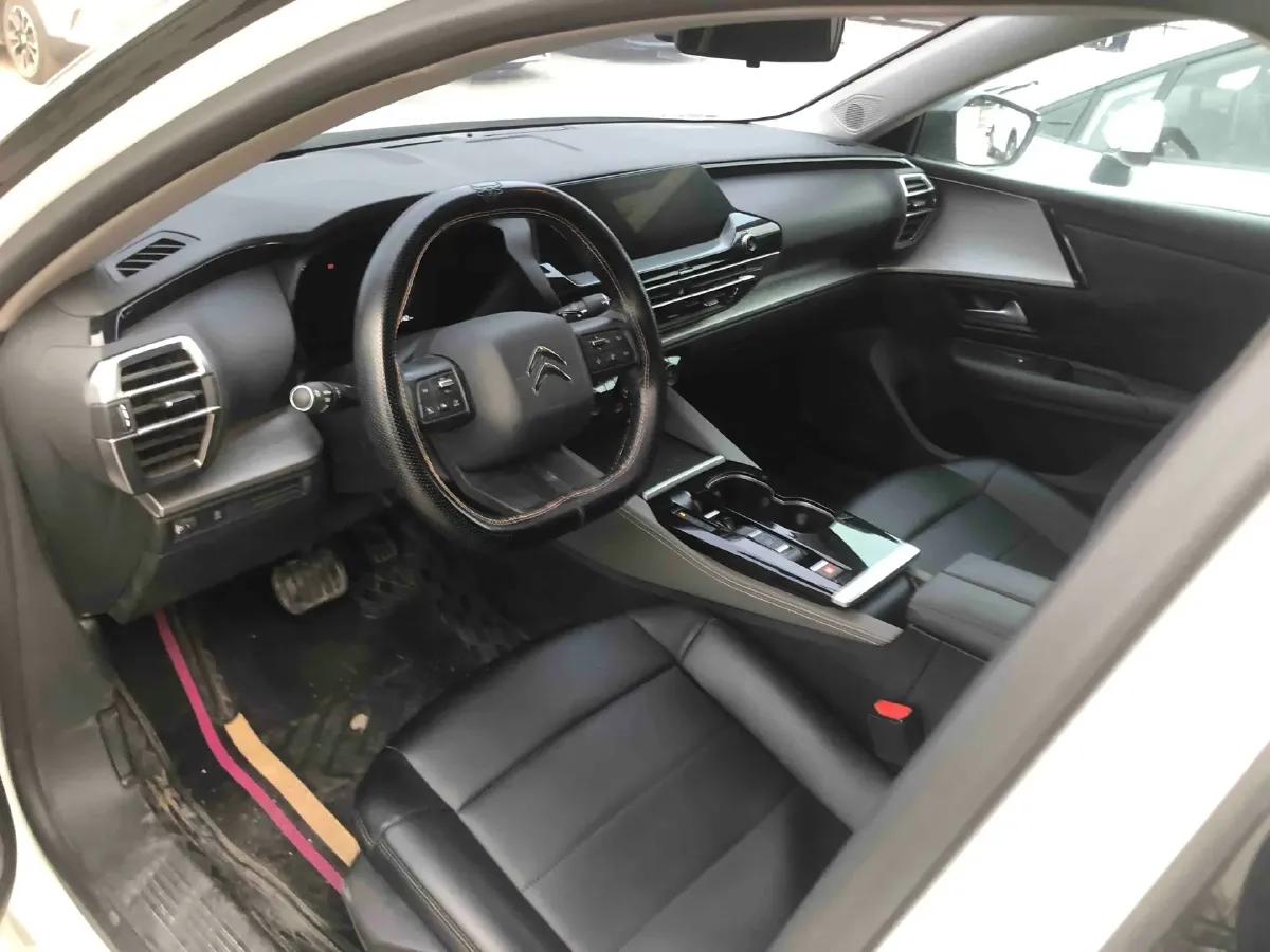 2025 Citroen C5 X 1.6T 175HP L4 8AT,autocango,china used car exporter,china ev exporter,chinese used car exporter,chinese used ev exporter