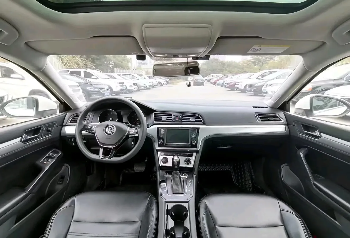 2018 Volkswagen Lamando 1.4T 131HP L4 7DCT,autocango,china used car exporter,china ev exporter,chinese used car exporter,chinese used ev exporter