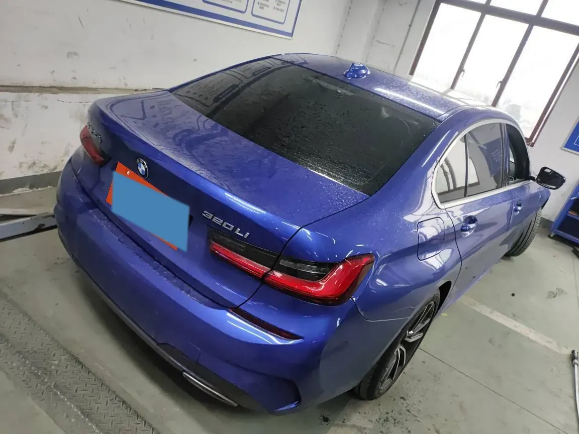 2021 BMW 3 Series 2.0T 156HP L4 8AT,autocango,china used car exporter,china ev exporter,chinese used car exporter,chinese used ev exporter