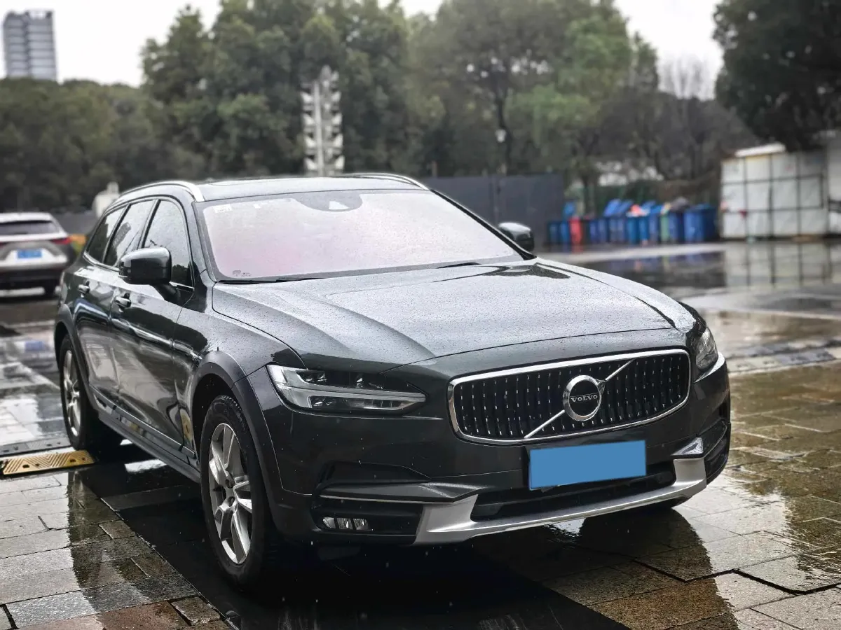 2019 Volvo V90 2.0T 254HP L4 8AT,autocango,china used car exporter,china ev exporter,chinese used car exporter,chinese used ev exporter