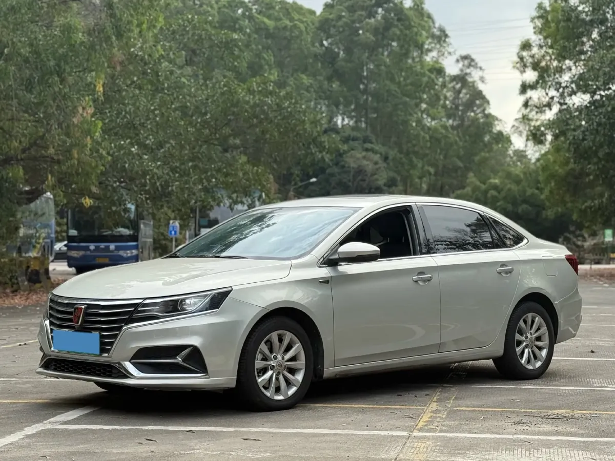 2017 Roewe i6 1.0T 125HP L3 2AT PHEV,autocango,china used car exporter,china ev exporter,chinese used car exporter,chinese used ev exporter